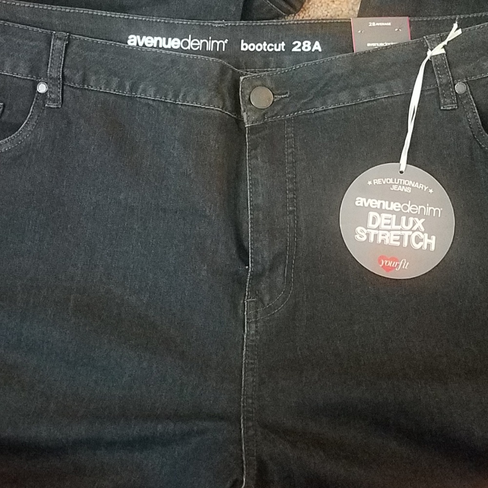 Bootcut jeans dark indigo wash. Stretch